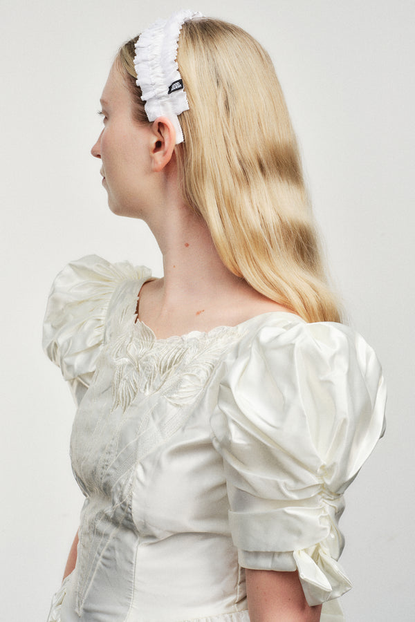 Knock Knock Alice Band White