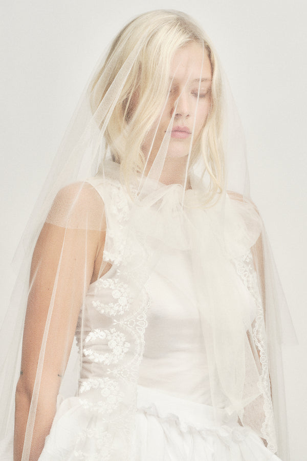 Bridal: The Cape Veil